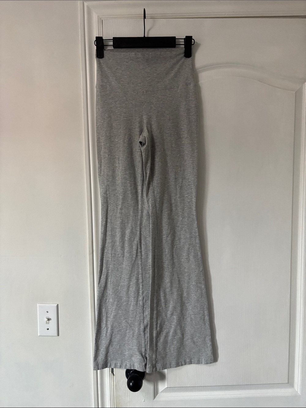Aritzia Flare leggings